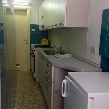 Casa In Centro Al Primo Piano A 5 Passi Da Tutto 公寓 卡莫利