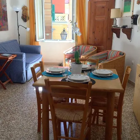Casa In Centro Al Primo Piano A 5 Passi Da Tutto